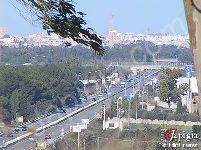 specchia di ussano a galugnano: veduta di lecce