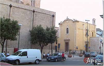 campi salentina, la piazza