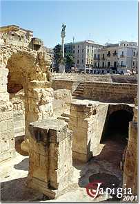 lecce, anfiteatro romano