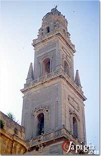 lecce, il campanile del duomo