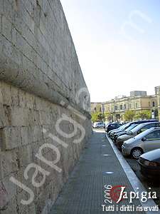 lecce: le mura aragonesi