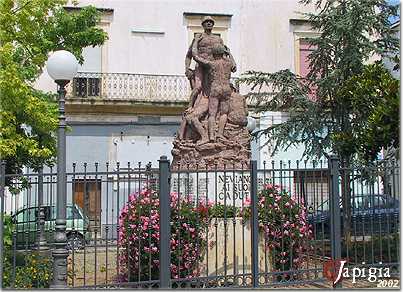 neviano monumento ai caduti