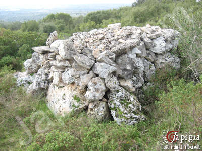 cumoli di pietra al manfio