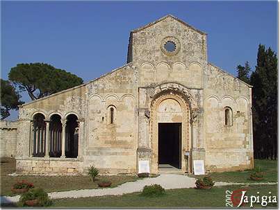 Santa Maria di Cerrate: l'antica abazia (2002)