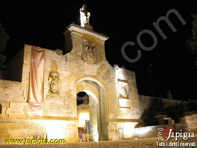 Fotorassegna: Acaya la citta` fortificata Fotorassegna: Acaya la citta` fortificata